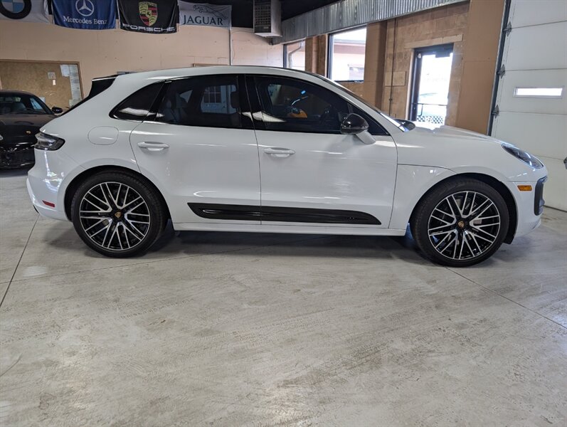 2024 Porsche Macan GTS - Photo 11 - Bountiful, UT 84010