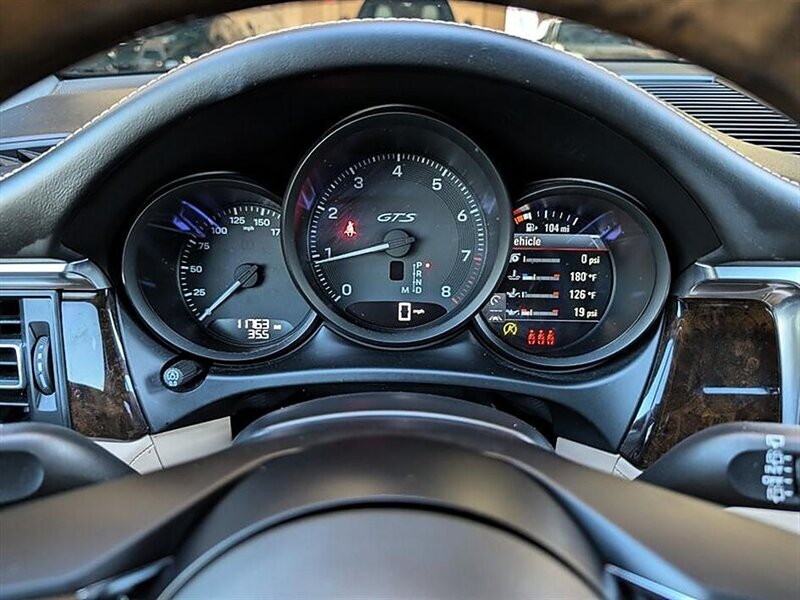 2024 Porsche Macan GTS - Photo 20 - Bountiful, UT 84010