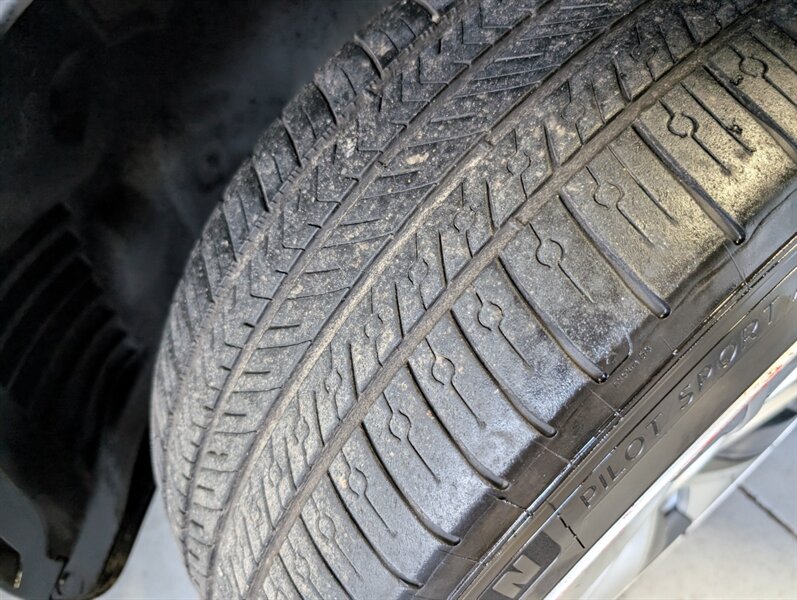 2021 Tesla Model Y Long Range - Photo 16 - Bountiful, UT 84010