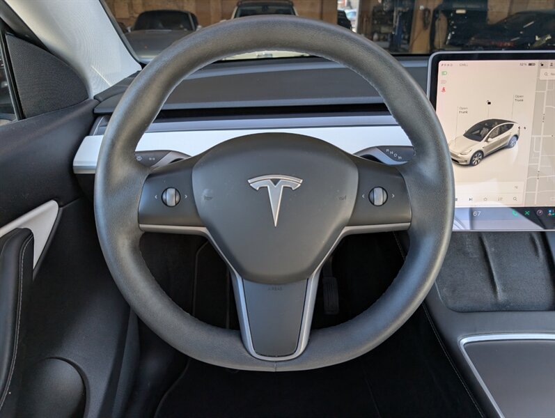 2021 Tesla Model Y Long Range - Photo 19 - Bountiful, UT 84010