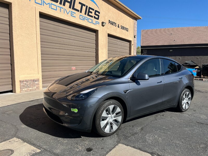 2023 Tesla Model Y Long Range - Photo 3 - St. George, UT 84770-2625