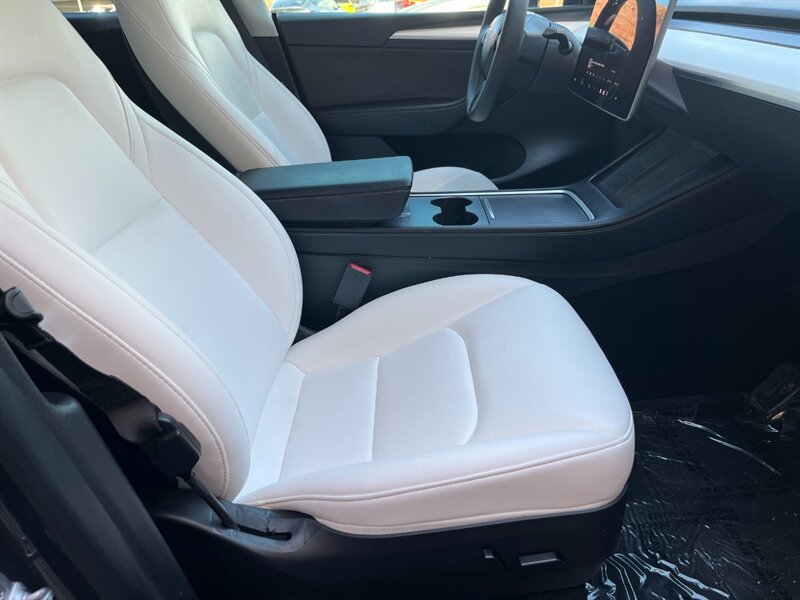 2023 Tesla Model Y Long Range - Photo 13 - St. George, UT 84770-2625