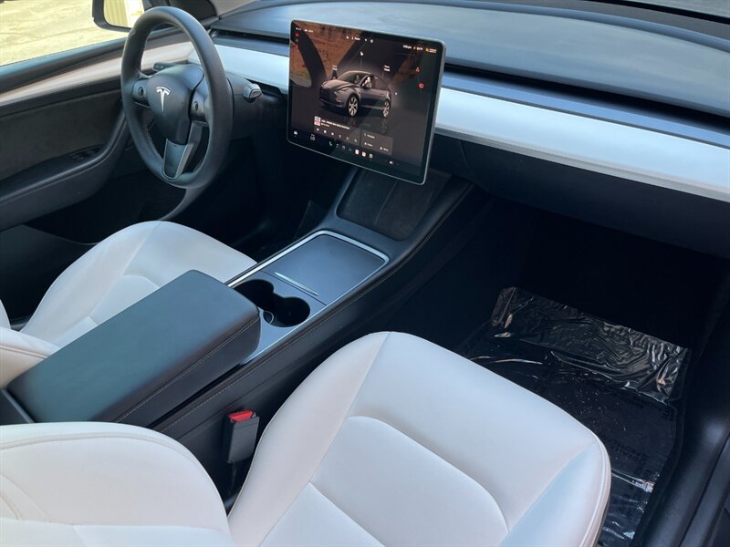 2023 Tesla Model Y Long Range - Photo 7 - St. George, UT 84770-2625