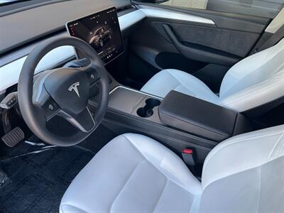 2023 Tesla Model Y Long Range - Photo 2 - St. George, UT 84770-2625