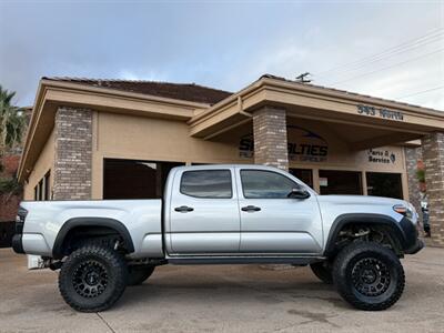 2019 Toyota Tacoma TRD Off-Road   - Photo 6 - St. George, UT 84770-2625