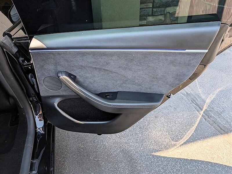 2025 Tesla Model 3 Long Range w/ Hardware 4 - Photo 28 - Bountiful, UT 84010