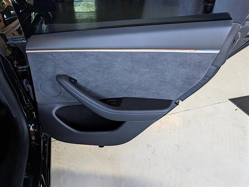 2025 Tesla Model 3 Long Range w/ Hardware 4 - Photo 30 - Bountiful, UT 84010