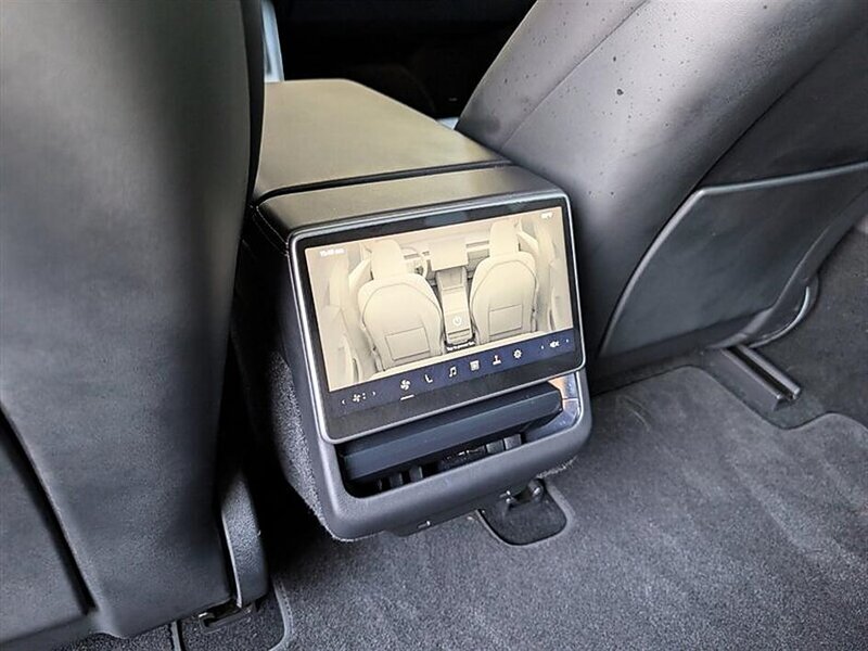 2025 Tesla Model 3 Long Range w/ Hardware 4 - Photo 27 - Bountiful, UT 84010