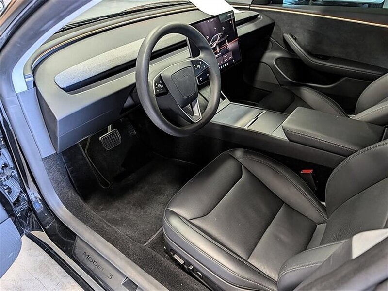 2025 Tesla Model 3 Long Range w/ Hardware 4 - Photo 2 - Bountiful, UT 84010
