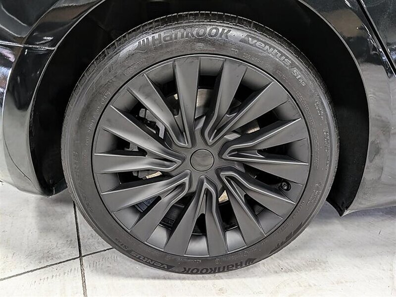 2025 Tesla Model 3 Long Range w/ Hardware 4 - Photo 13 - Bountiful, UT 84010