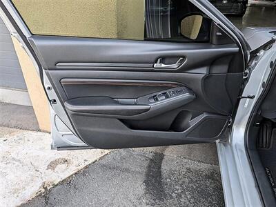 2021 Nissan Altima 2.5 SR - Photo 18 - Bountiful, UT 84010