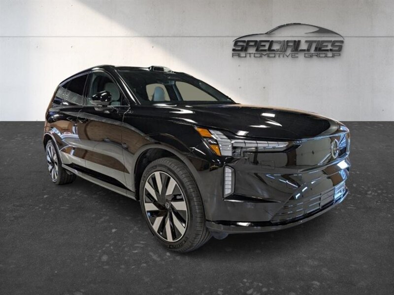 2025 Volvo EX90