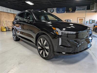 2025 Volvo EX90 Plus  7-Passenger SUV