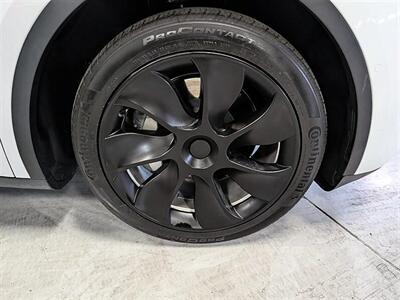 2021 Tesla Model Y Long Range w/ Acceleration Boost - Photo 12 - Bountiful, UT 84010