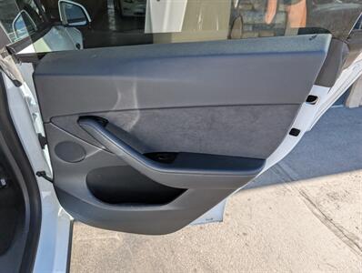 2021 Tesla Model Y Long Range  w/ Acceleration Boost - Photo 27 - Bountiful, UT 84010