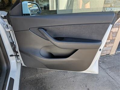 2021 Tesla Model Y Long Range  w/ Acceleration Boost - Photo 29 - Bountiful, UT 84010