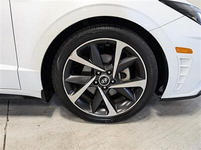 2021 Hyundai SONATA SEL Plus   - Photo 12 - Bountiful, UT 84010