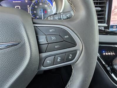 2025 Chrysler Pacifica Select   - Photo 22 - Bountiful, UT 84010