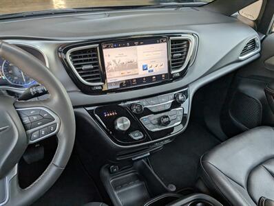 2025 Chrysler Pacifica Select   - Photo 23 - Bountiful, UT 84010