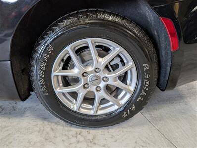 2025 Chrysler Pacifica Select   - Photo 14 - Bountiful, UT 84010
