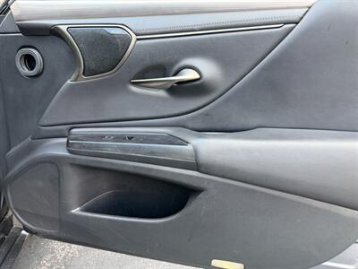 2019 Lexus ES 350 F SPORT   - Photo 48 - St. George, UT 84770-2625