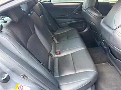 2019 Lexus ES 350 F SPORT   - Photo 15 - St. George, UT 84770-2625