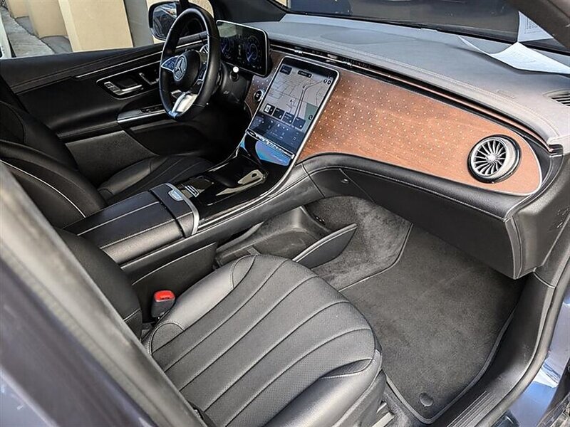 2023 Mercedes-Benz EQE 350 4MATIC - Photo 4 - Bountiful, UT 84010