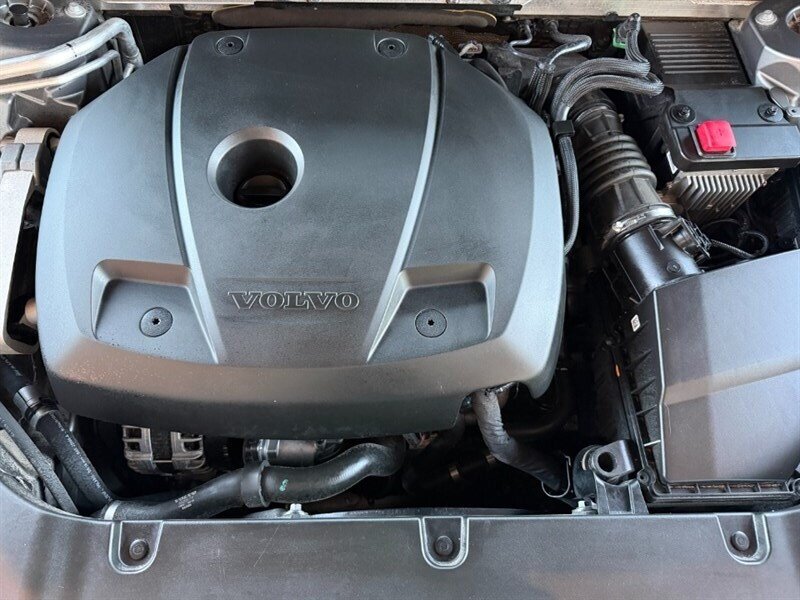 2020 Volvo XC60 T6 Momentum - Photo 4 - St. George, UT 84770-2625