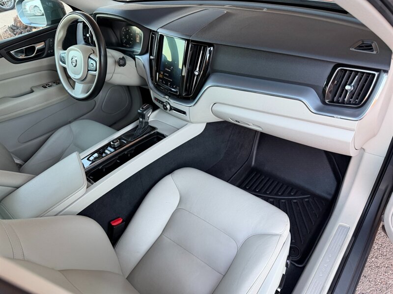 2020 Volvo XC60 T6 Momentum - Photo 7 - St. George, UT 84770-2625