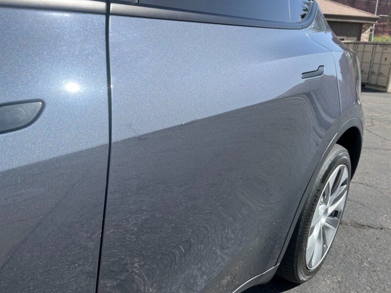 2023 Tesla Model Y Long Range - Photo 18 - St. George, UT 84770-2625