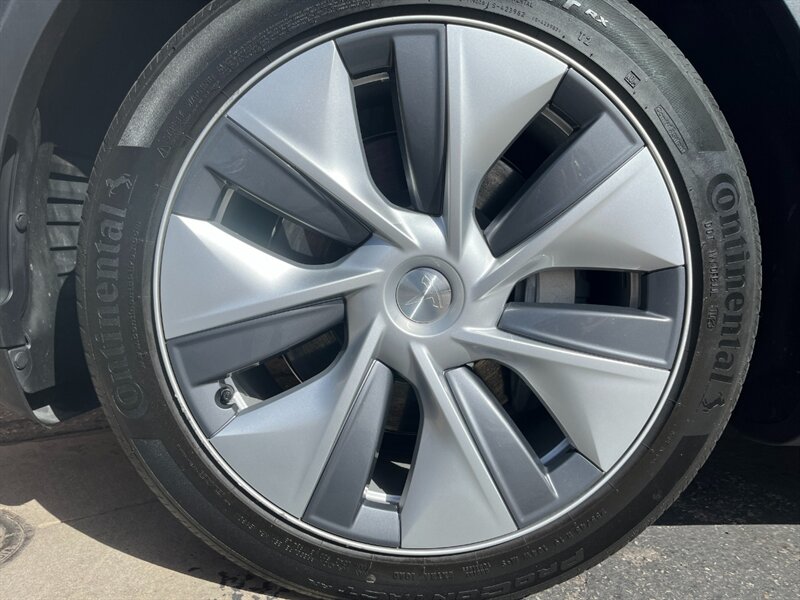 2023 Tesla Model Y Long Range - Photo 25 - St. George, UT 84770-2625