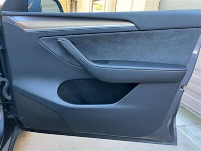 2023 Tesla Model Y Long Range   - Photo 48 - St. George, UT 84770-2625