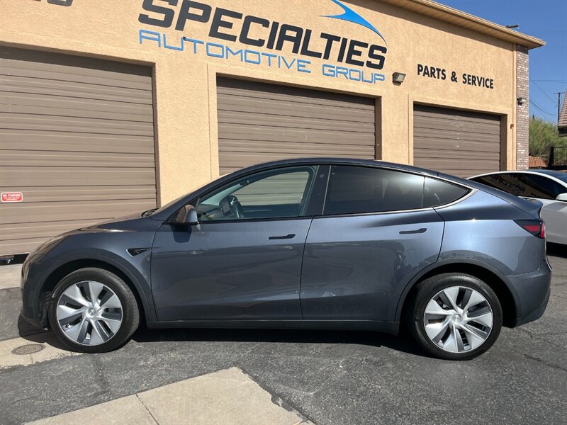 2023 Tesla Model Y Long Range - Photo 2 - St. George, UT 84770-2625