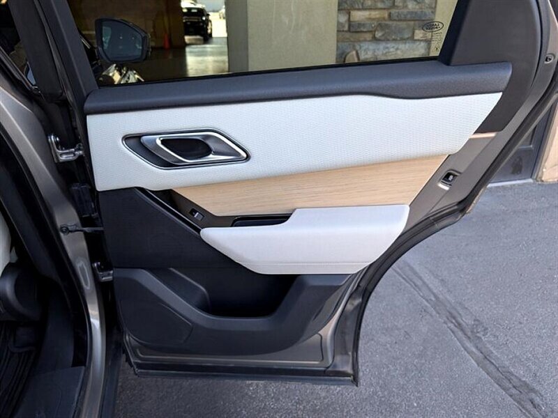 2021 Land Rover Range Rover Velar P250 R-Dynamic S - Photo 26 - Bountiful, UT 84010
