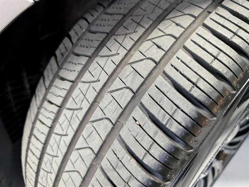 2021 Land Rover Range Rover Velar P250 R-Dynamic S - Photo 16 - Bountiful, UT 84010