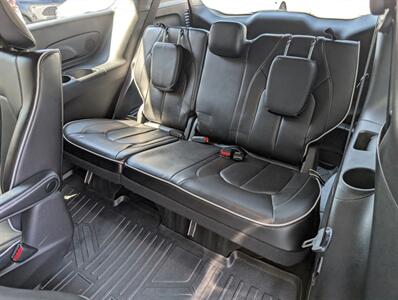 2023 Chrysler Pacifica Plug-In Hybrid Limited - Photo 25 - Bountiful, UT 84010
