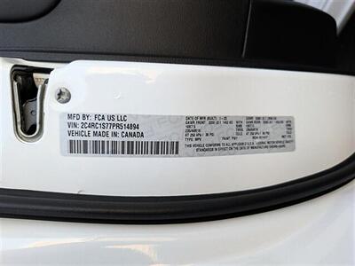 2023 Chrysler Pacifica Plug-In Hybrid Limited - Photo 33 - Bountiful, UT 84010