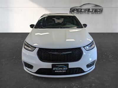 2023 Chrysler Pacifica Plug-In Hybrid Limited - Photo 6 - Bountiful, UT 84010