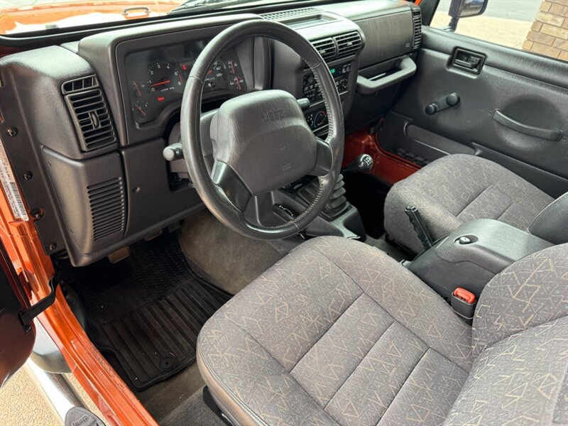 2002 Jeep Wrangler Sport Two-Door photo 2