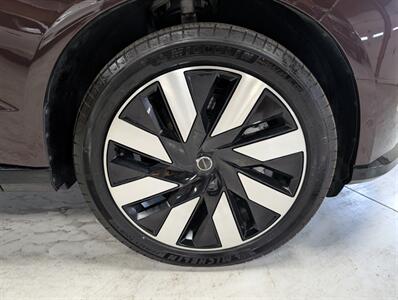 2025 Volvo EX90 Twin Motor Performance Ultra  6-Passenger - Photo 12 - Bountiful, UT 84010