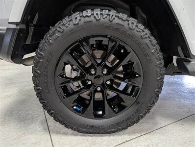 2023 Jeep Wrangler Sahara 4xe - Photo 13 - Bountiful, UT 84010