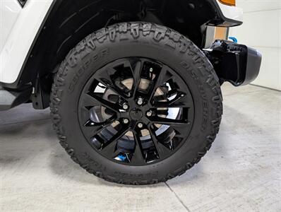 2023 Jeep Wrangler Sahara 4xe - Photo 12 - Bountiful, UT 84010