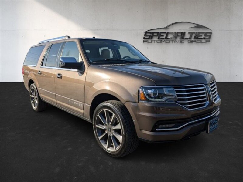 2017 Lincoln Navigator L Reserve - Photo 1 - Bountiful, UT 84010