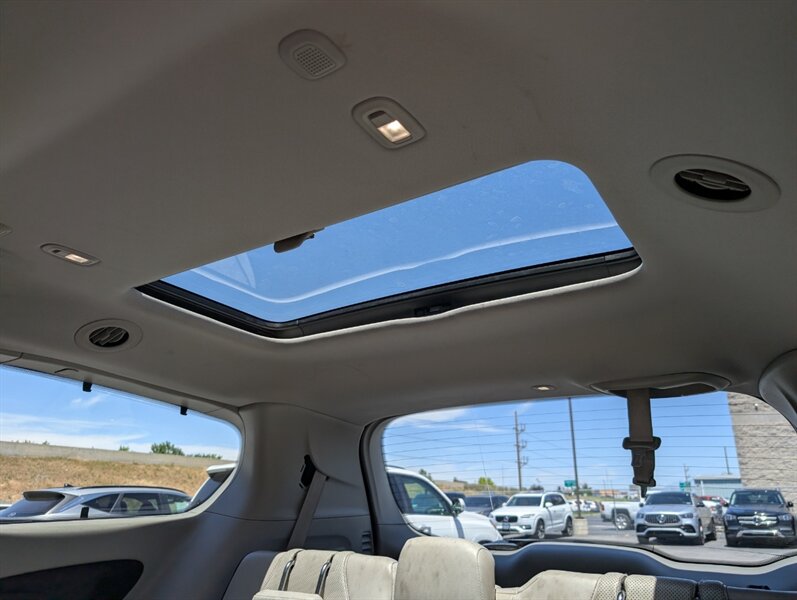2017 Chrysler Pacifica Limited - Photo 28 - Bountiful, UT 84010