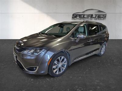 2017 Chrysler Pacifica Limited   - Photo 5 - Bountiful, UT 84010