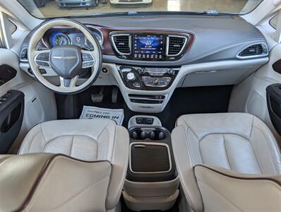 2017 Chrysler Pacifica Limited - Photo 3 - Bountiful, UT 84010