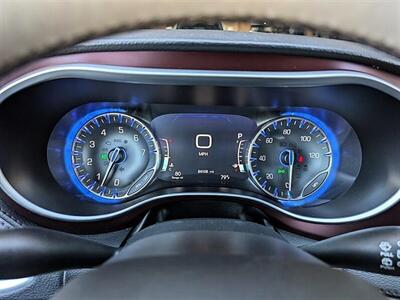 2017 Chrysler Pacifica Limited   - Photo 20 - Bountiful, UT 84010