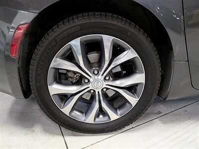 2017 Chrysler Pacifica Limited   - Photo 13 - Bountiful, UT 84010