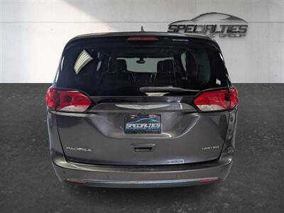 2017 Chrysler Pacifica Limited   - Photo 9 - Bountiful, UT 84010