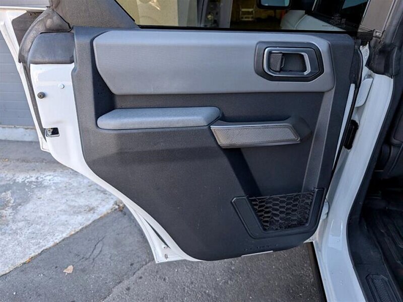 2022 Ford Bronco Black Diamond - Photo 19 - Bountiful, UT 84010